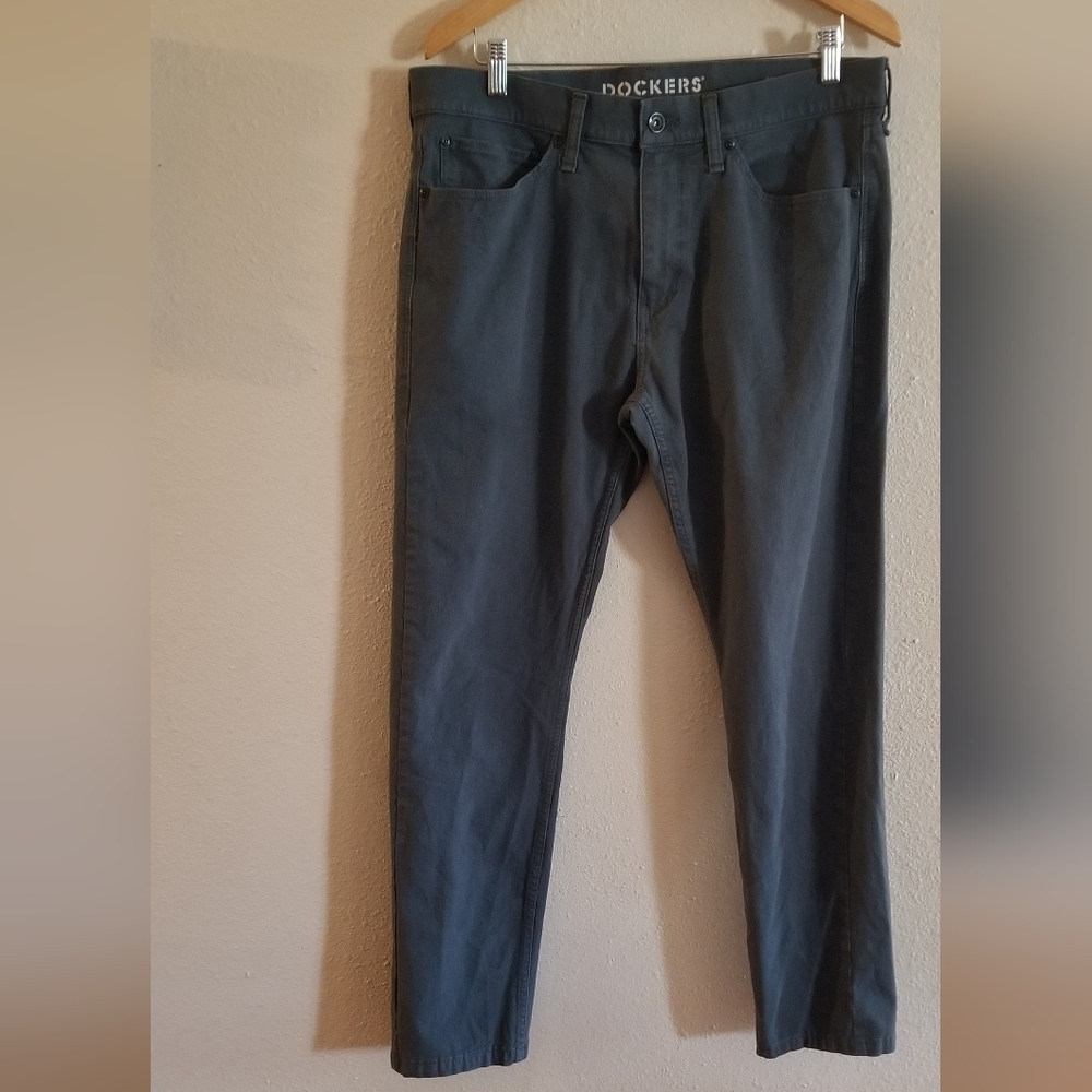 Dockers womens gray green jean cut slim fit pants size 36  size 18